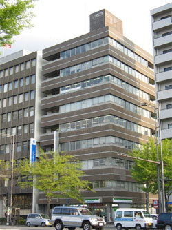 吉岡御池ビル